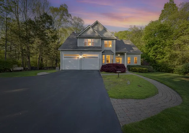 Homes for sale in Sturbridge, MA | 10 Turner Ln, Sturbridge, MA 01566 | MLS# 73518422