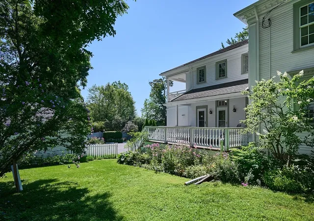 42nd image of 25 Woodbridge St, South Hadley, MA 01075 | MLS# 73564624