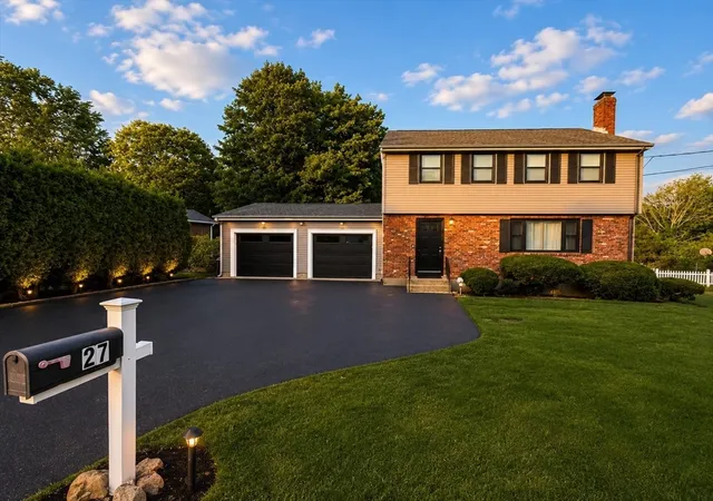 2nd image of 27 Sumner St, Brockton, MA 02301 | MLS# 73551771