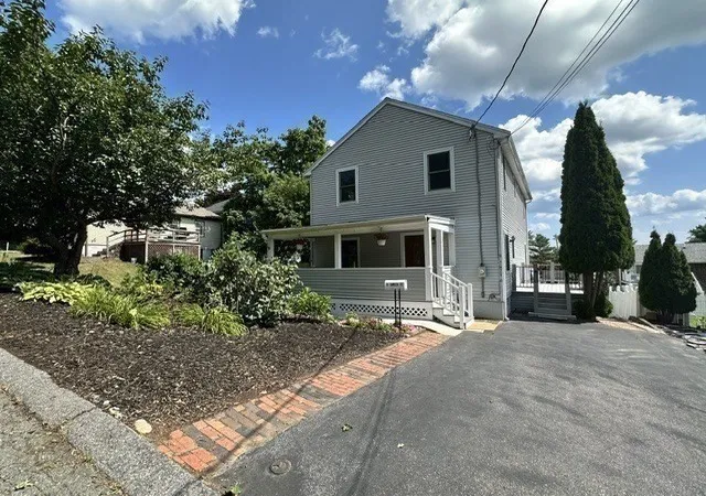 16th image of 9 Dimock St, Danvers, MA 01923 | MLS# 73563659