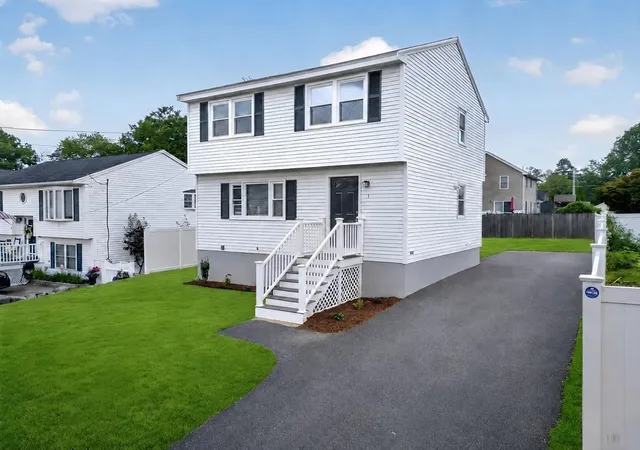 1st image of 3 Nealley St, Billerica, MA 01821 | MLS# 73556920