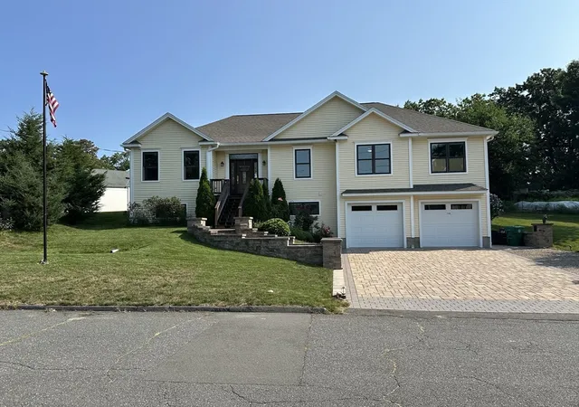 2nd image of 139 Blanchard St, Chicopee, MA 01020 | MLS# 73563077