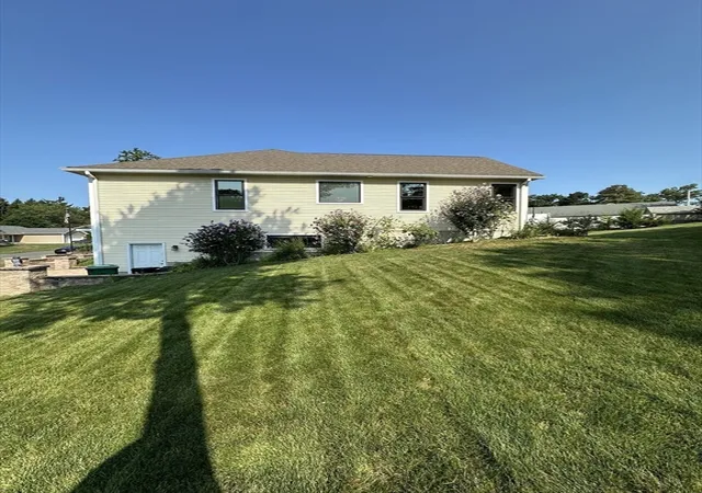 5th image of 139 Blanchard St, Chicopee, MA 01020 | MLS# 73563077