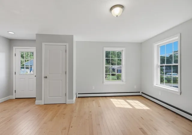 4th image of 2 Evelyn Avenue, Raymond, NH 03077 | MLS# 73552376