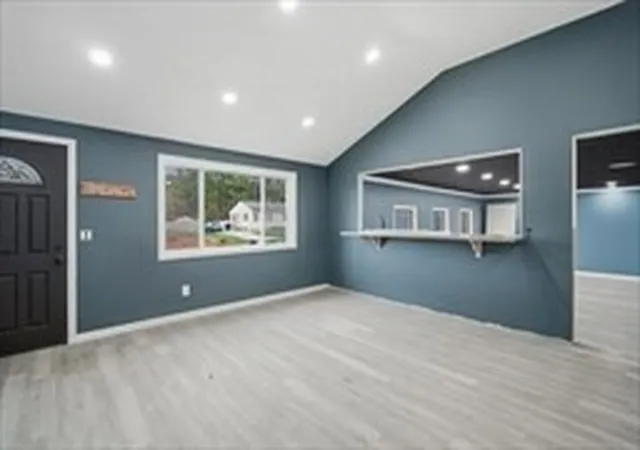 23rd image of 71 Sun Valley Rd, Holyoke, MA 01040 | MLS# 73567267