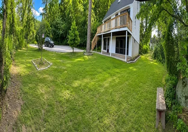 Photo 12 of Single family home for sale at 650 Oxford St S, Auburn, MA 01501 | MLS# 73542712 | Listing updated on 2026-10-14
