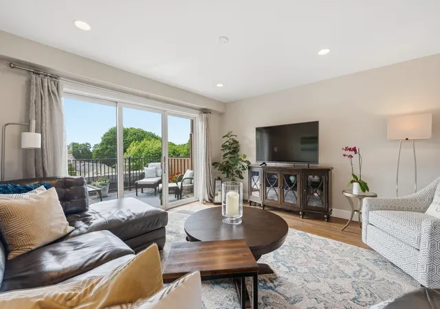 2nd image of 1 Saint Clare Rd #16, Medford, MA 02155 | MLS# 73540655