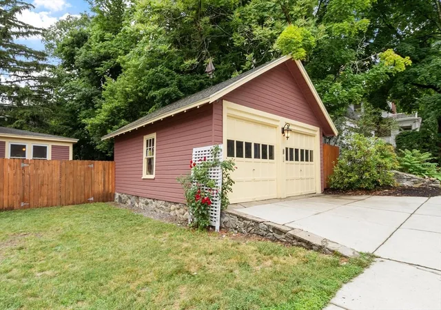 Homes for sale in Lowell, MA | 192 Wentworth Ave, Lowell, MA 01852 | MLS# 73541589
