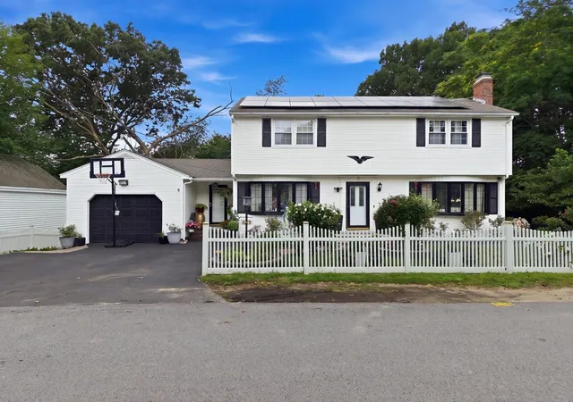 1st image of 3 Henry Ave, Methuen, MA 01844 | MLS# 73562678