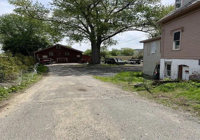 3rd image of 351 Bridge St, Northampton, MA 01060 | MLS# 73519449
