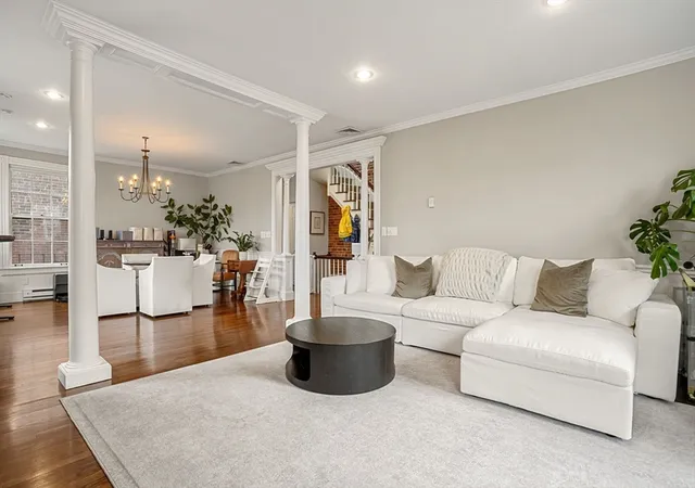 5th image of 93 Revere Street #4, Boston, MA 02114 | MLS# 73497089