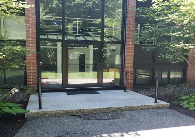 3rd image of 5 Longwood Dr, Andover, MA 01810