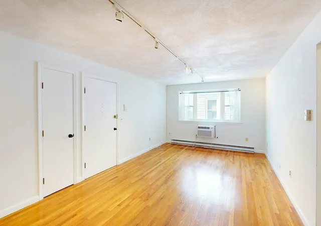 Homes for sale in Cambridge, MA | 104 Trowbridge St, Cambridge, MA 02138