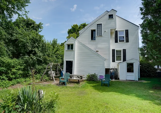 Listing Photo 4 - Condo for sale in building located at 25 E Main St, Northborough, MA 01532