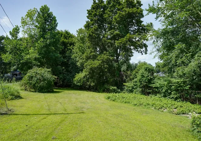 Listing Photo 5 - Condo for sale in building located at 25 E Main St, Northborough, MA 01532