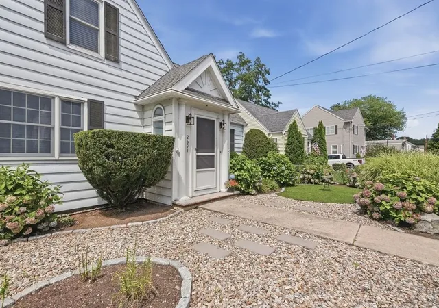 41st image of 269 Lynn Street, Peabody, MA 01960 | MLS# 73558697