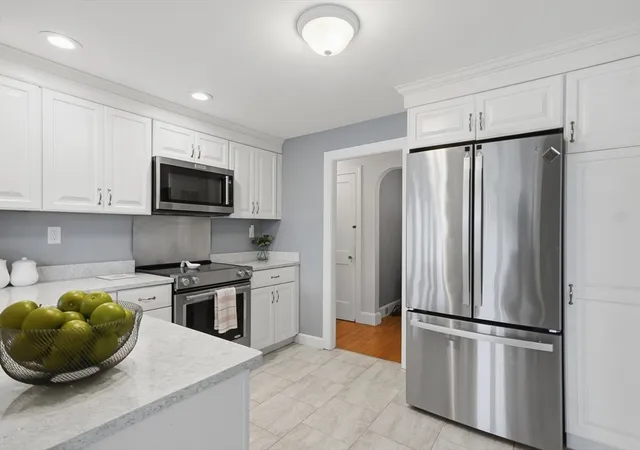 5th image of 269 Lynn Street, Peabody, MA 01960 | MLS# 73558697