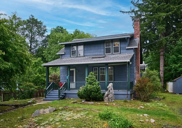 Homes for sale in Amherst, MA | 9 Mcclure St, Amherst, MA 01002 | MLS# 73543895