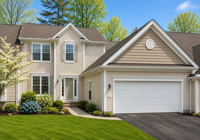 Homes for sale in Marshfield, MA | 4 Schooner Way #4, Marshfield, MA 02050 | MLS# 73541425
