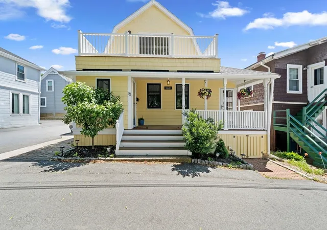 1st image of 32 Maple Ave, Nahant, MA 01908 | MLS# 73539752