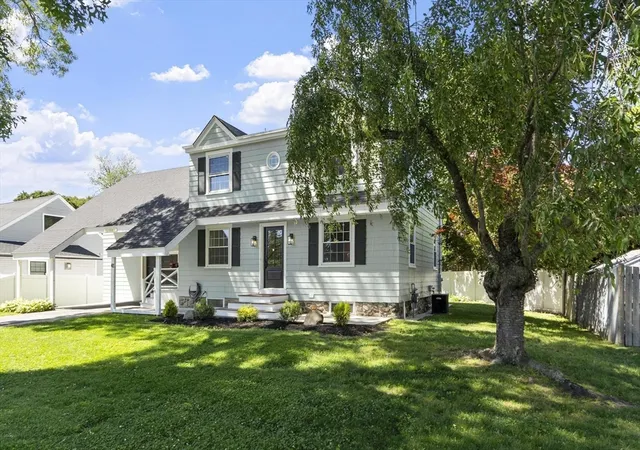 Homes for sale in North Andover, MA | 42 Parker Street, North Andover, MA 01845 | MLS# 73533396