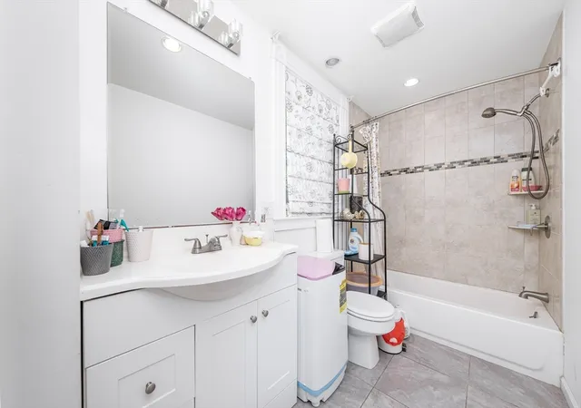 Photo 3 of Sale Pending at 30 Warren Ave, Weston, MA 02493 | MLS# 73485056 | Listing updated on 2026-03-26