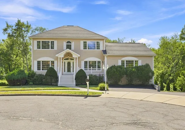 1st image of 9 Sullivan Cir, Stoneham, MA 02180 | MLS# 73566506
