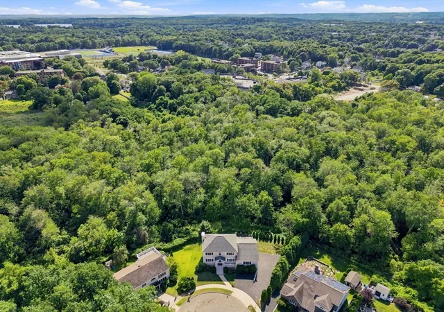 38th image of 9 Sullivan Cir, Stoneham, MA 02180 | MLS# 73566506