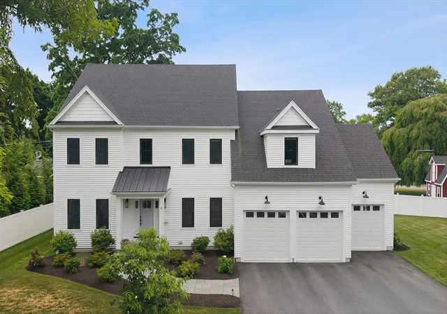 Photo 1 of Single family home for sale at 4 Whitcomb St, Natick, MA 01760 | MLS# 73540569 | Listing updated on 2026-08-26