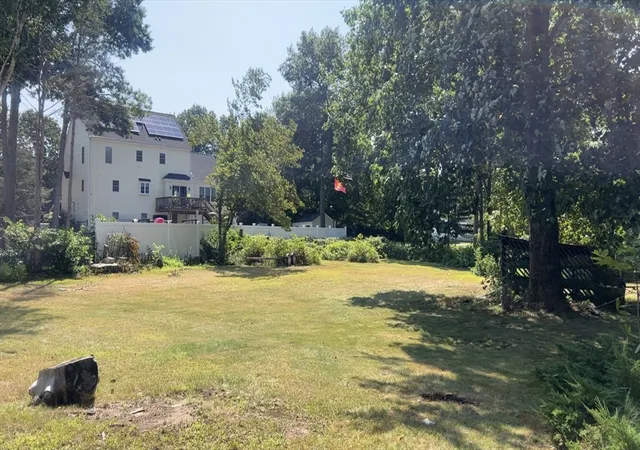3rd image of 139 Geralynn Dr, Brockton, MA 02302 | MLS# 73418025