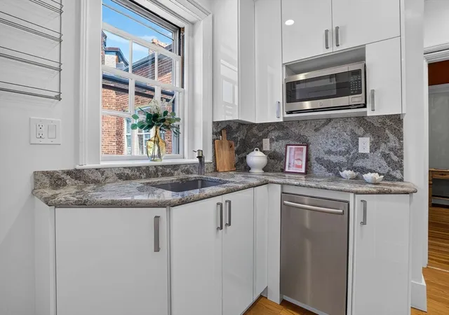 5th image of 56 Concord #27, Cambridge, MA 02138 | MLS# 73555710