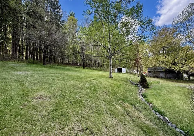 4th image of 81 Clinton Rd, Sterling, MA 01564 | MLS# 73520612