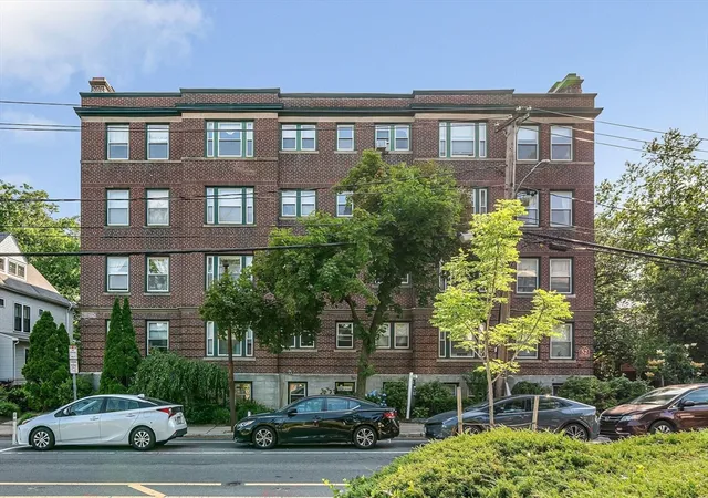 2nd image of 52 Garden St #B2, Cambridge, MA 02138 | MLS# 73563331
