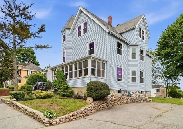 2nd image of 25 Cumner Ave, Melrose, MA 02176 | MLS# 73525746