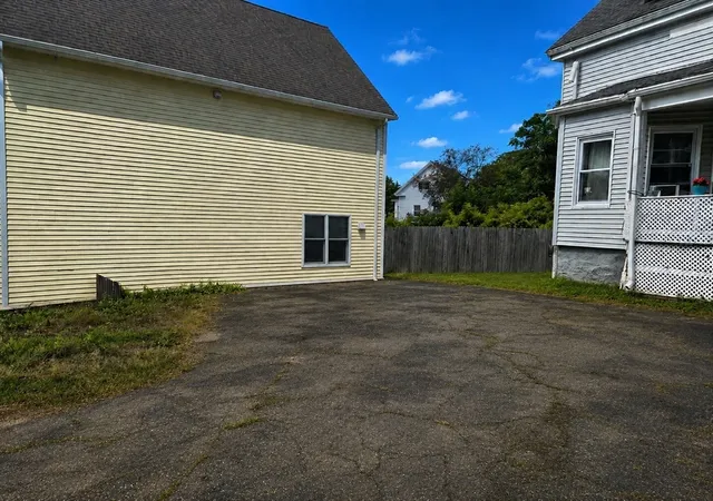 22nd image of 30 Clifton Ave, Lynn, MA 01902 | MLS# 73536036