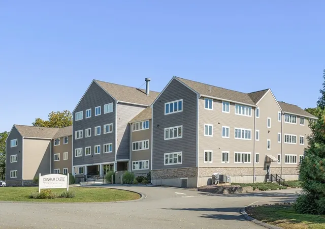 2nd image of 38 Dunham Road #204, Beverly, MA 01915 | MLS# 73561393