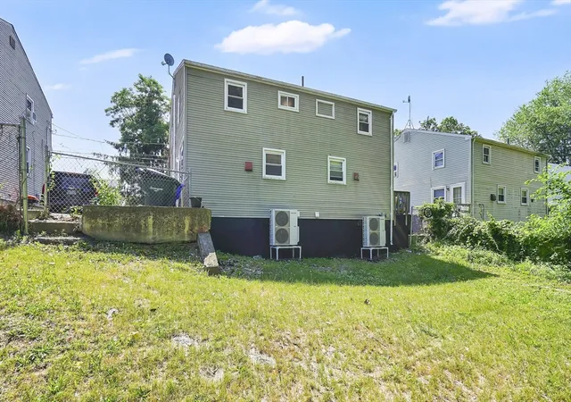 Photo 3 of Sale Pending at 57-59 E Bay Path Ter, Springfield, MA 01109 | MLS# 73543011 | Listing updated on 2026-09-11