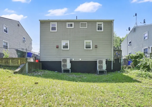 Photo 4 of Sale Pending at 57-59 E Bay Path Ter, Springfield, MA 01109 | MLS# 73543011 | Listing updated on 2026-09-11