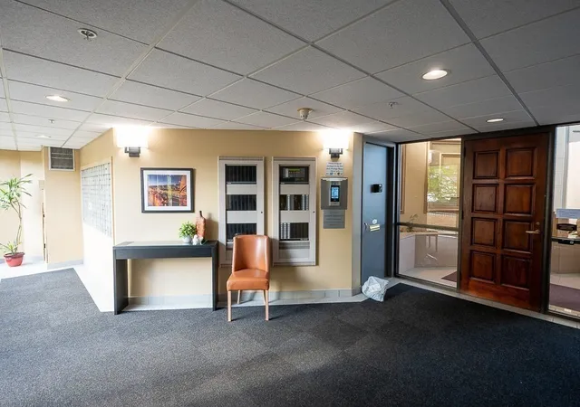 3rd image of 65 Lake Ave, Worcester, MA 01604
