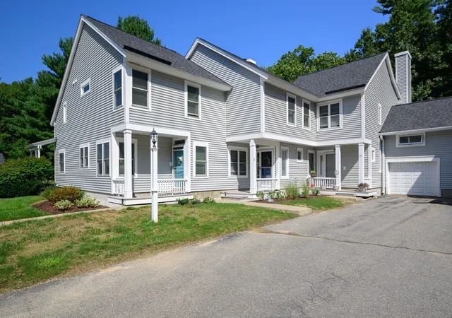 Condo for sale at 17 Walnut Court #17, Rockland, MA 02370 | MLS# 73569363