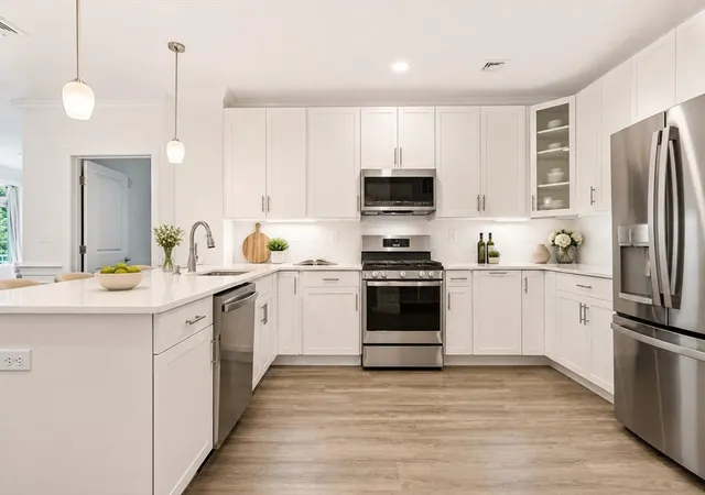 4th image of 320 Middlesex Ave #E307, Medford, MA 02155 | MLS# 73549836