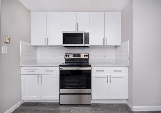 3rd image of 441-445 Ferry St, Everett, MA 02149 | MLS# 73562811