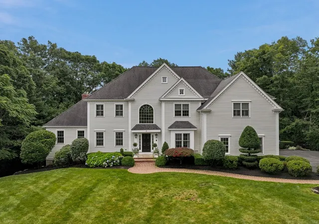 1st image of 4 Croswell Corner, North Reading, MA 01864 | MLS# 73560289