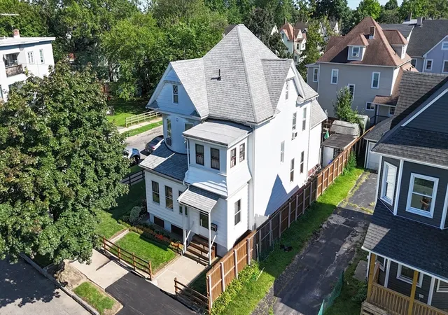 2nd image of 95 Grand St, Springfield, MA 01108 | MLS# 73559273