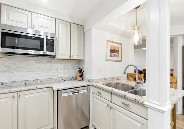 3rd image of 9 Park St #8, Dorchester, MA 02122 | MLS# 73524490