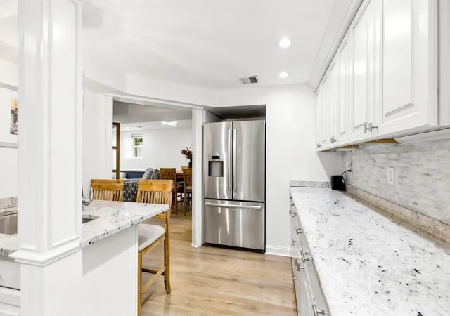 4th image of 9 Park St #8, Dorchester, MA 02122 | MLS# 73524490