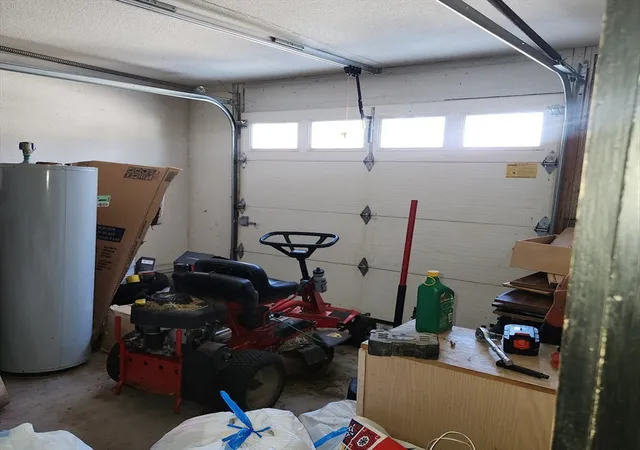 5th image of 514 Dewey St, West Springfield, MA 01089 | MLS# 73504125