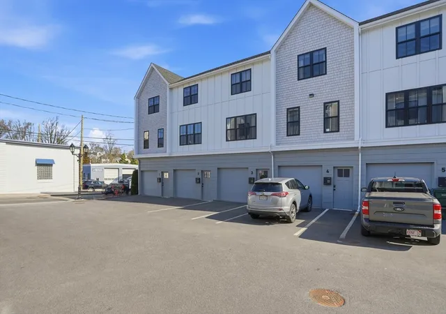 3rd image of 7 Water Street #5, Plymouth, MA 02360 | MLS# 73557989