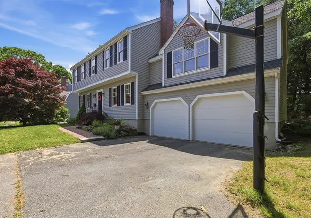 Homes for sale in Needham, MA | 81 Parish Rd, Needham, MA 02494 | MLS# 73531064