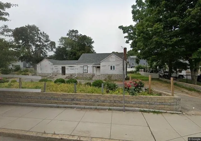 1st image of 385 Pleasant Str, Brockton, MA 02301 | MLS# 73557580